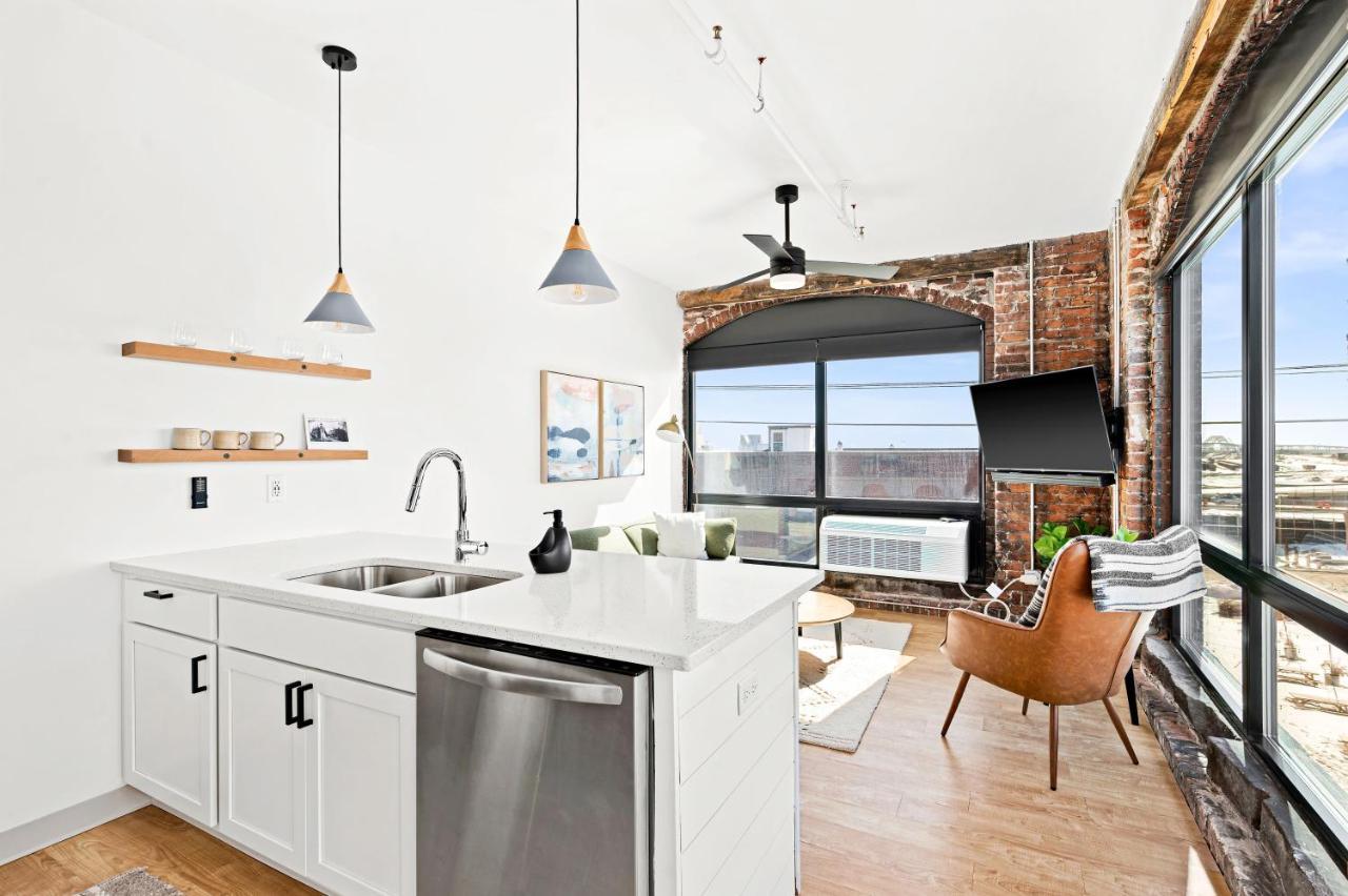 Enger Lofts Hotel 덜루스 외부 사진